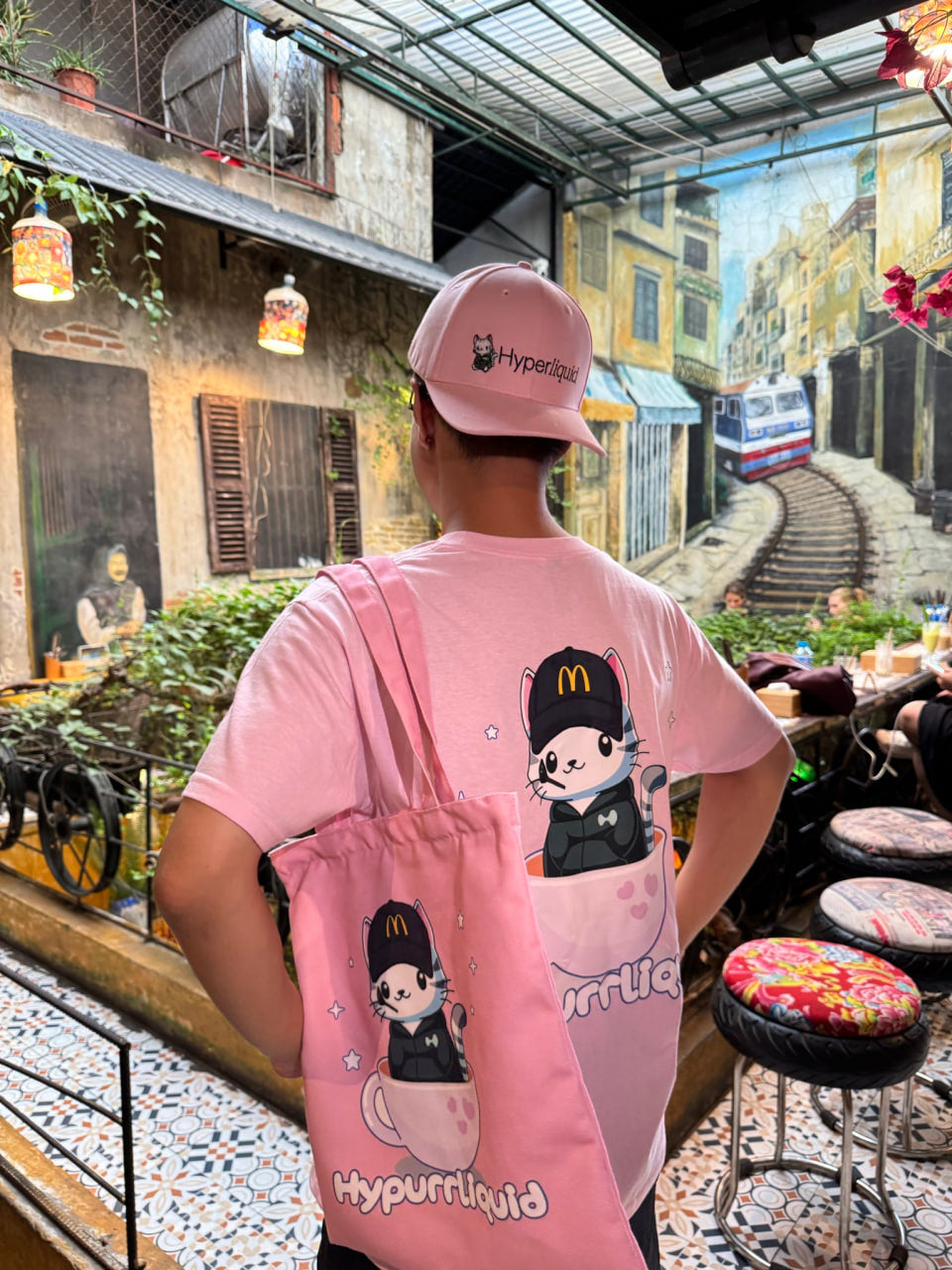 N. McDonald Hypurr Tshirt - Pink